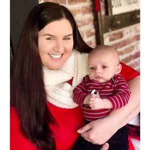 Meet your Posher, Caroline